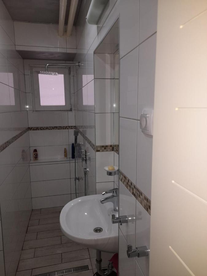 Daca 1 Apartment Belgrad Exterior foto